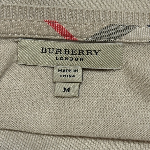 Burberry Classic Tan V-Neck Sweater size Medium - Picture 6 of 15
